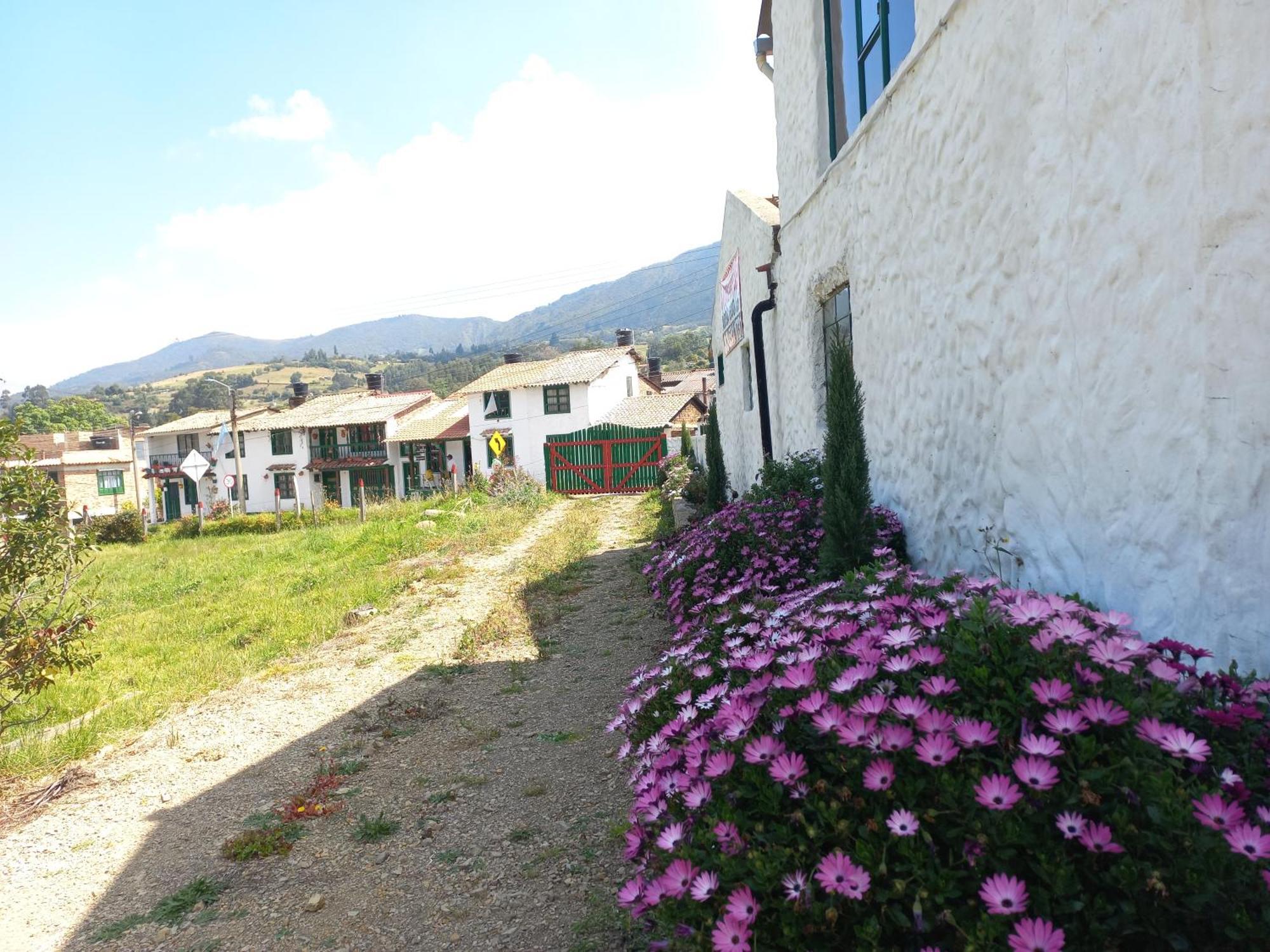 Hospedaje Y Camping Del Rio Monguí Eksteriør bilde
